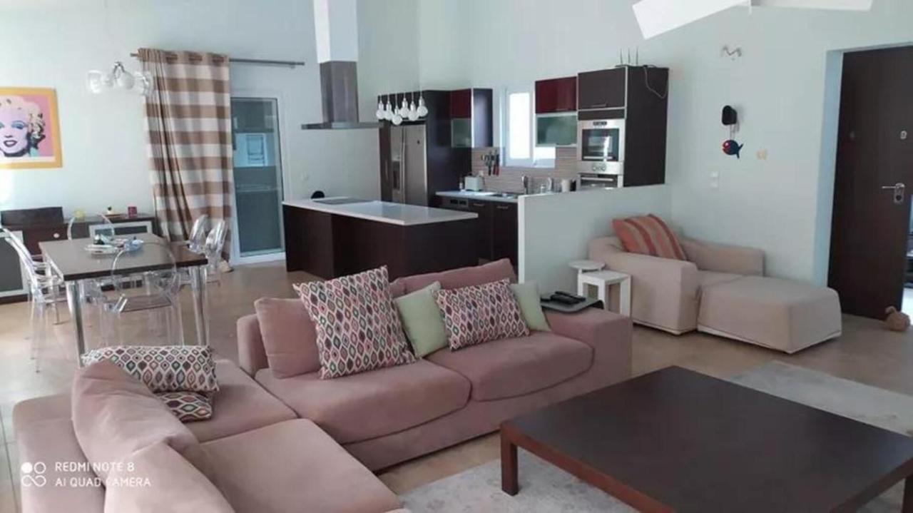 Luxurious 6 Bedroom Villa In A Great Location Chalkís Exteriér fotografie